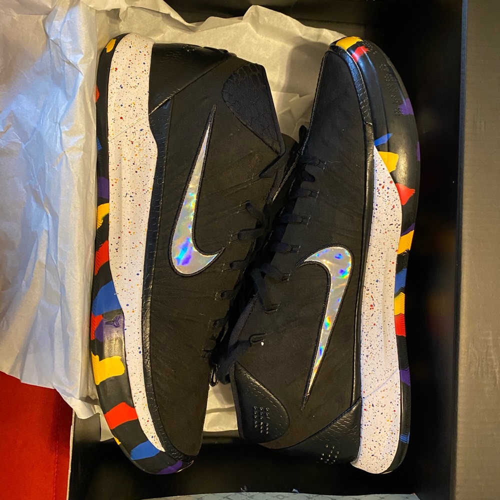 Nike Kobe AD March Madness